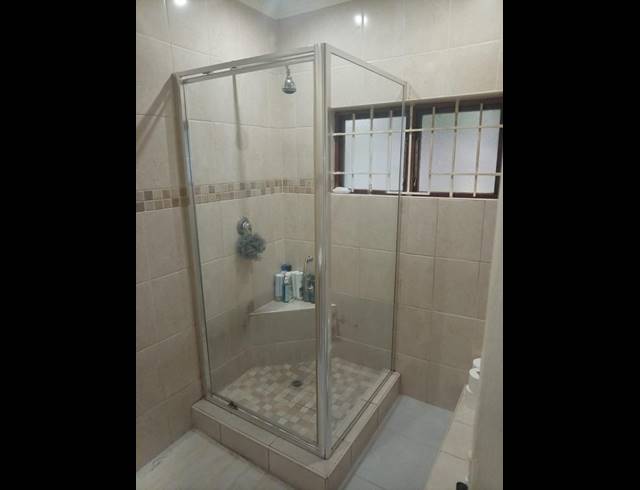 4 BEDROOM HOUSE FOR SALE IN CARRINGTON HEIGHTS